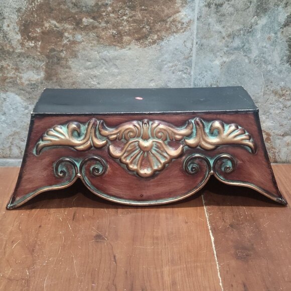 Scalloped Edge Metal Container Rectangular Planter - Picture 4 of 8